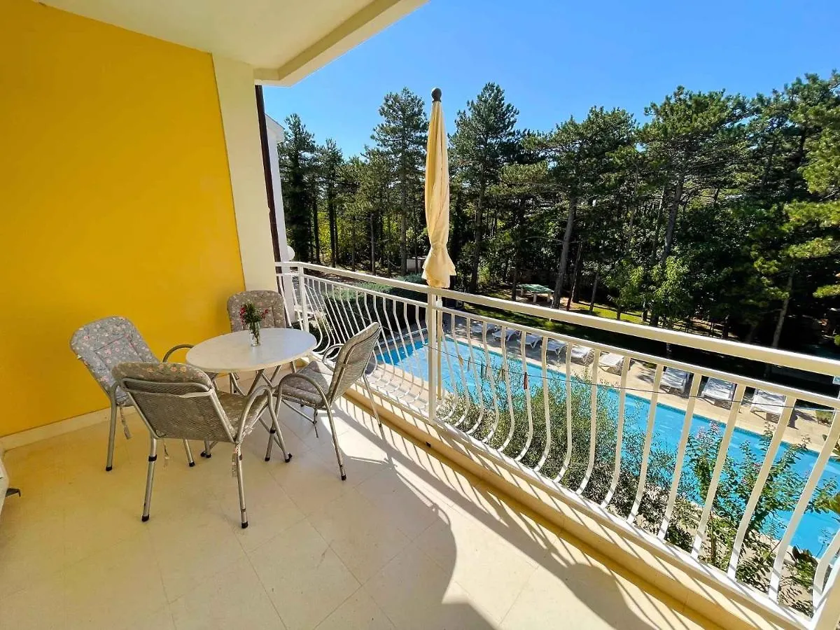 Apartments In Jadranovo 42067 Croatia