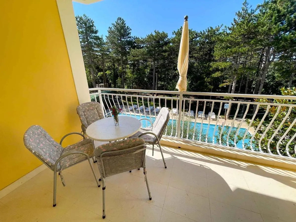 Apartments In Jadranovo 42067 Kroatië