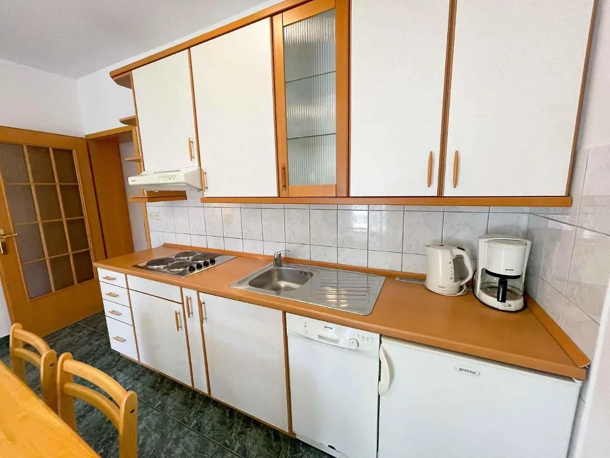 Apartments In Jadranovo 42067 Croatia