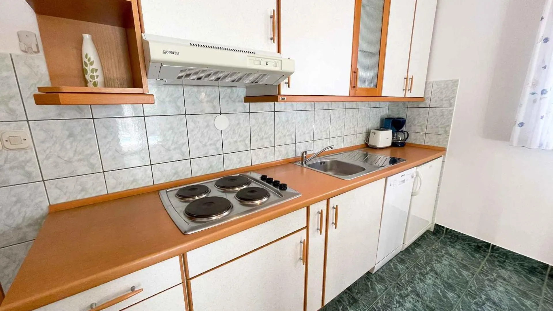 Apartments In Jadranovo 42067